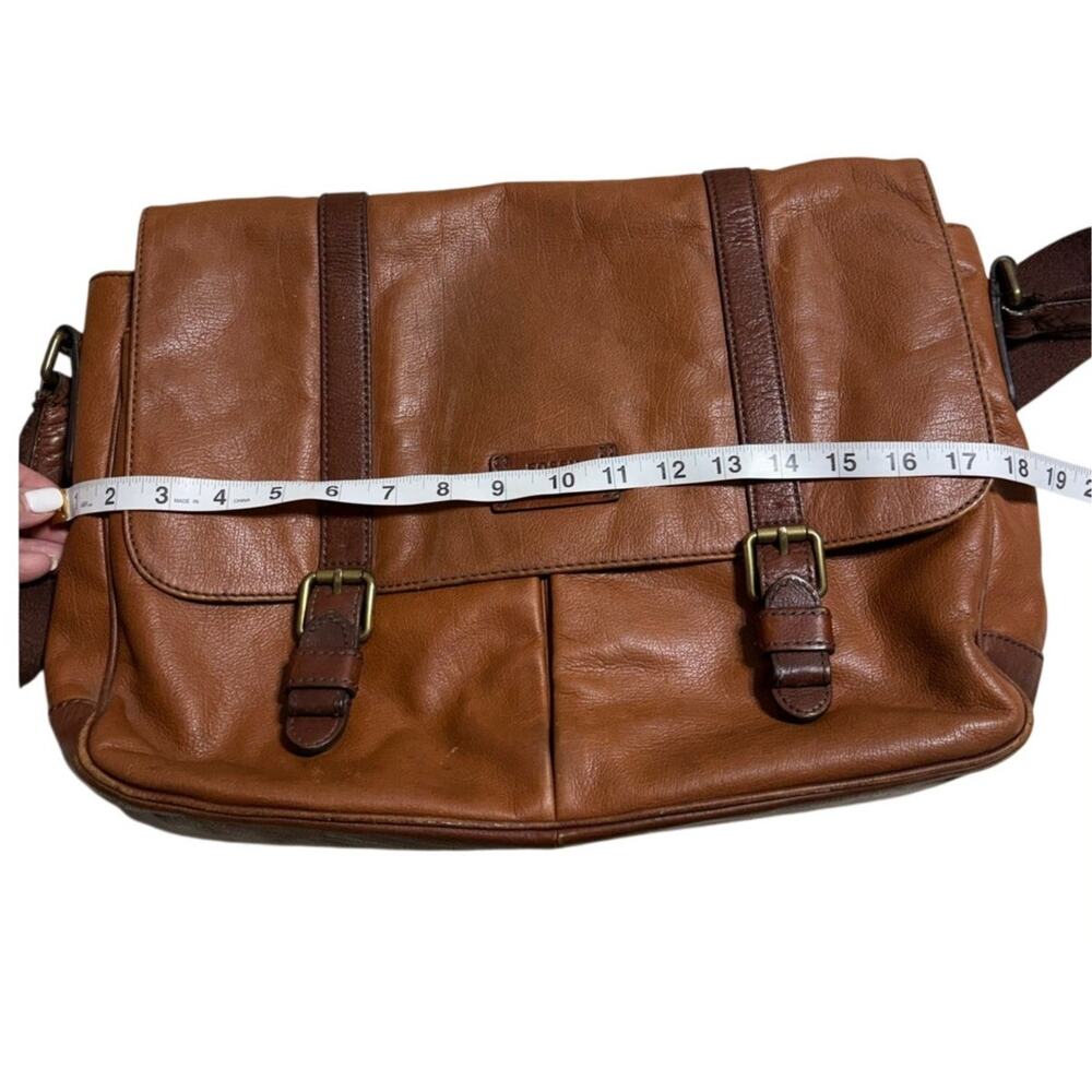Fossil Leather Messenger Bag Two-Tone Flap Top Buckle Adjustable Strap Crossbody